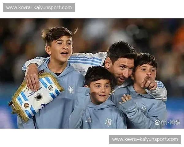 巅峰对决！苏宁vs大阪钢巴直播：这不仅是一场亚冠，更是属于我们的足球狂欢